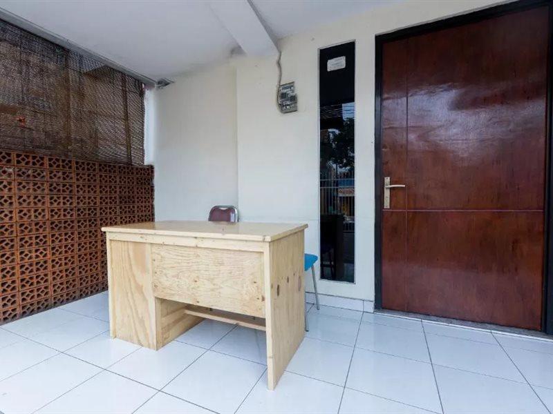 Super Oyo 1516 Cemara Gading Syariah Hotel Bogor Eksteriør billede