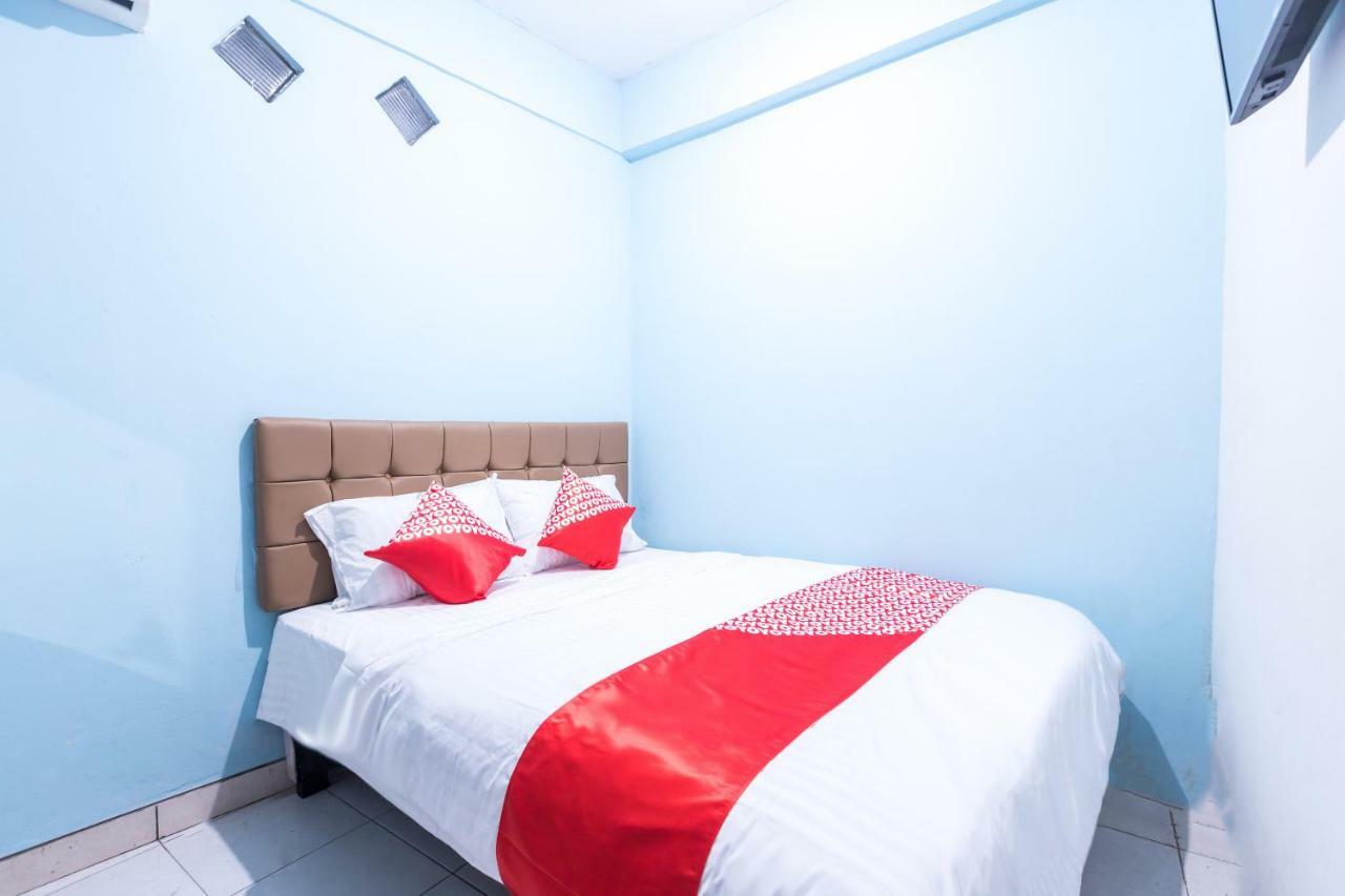 Super Oyo 1516 Cemara Gading Syariah Hotel Bogor Eksteriør billede